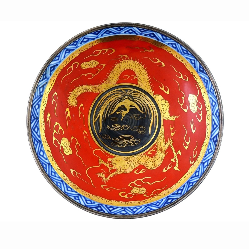 JAPANESE KUTANI PORCELAIN DRAGON MOTIF PLATE